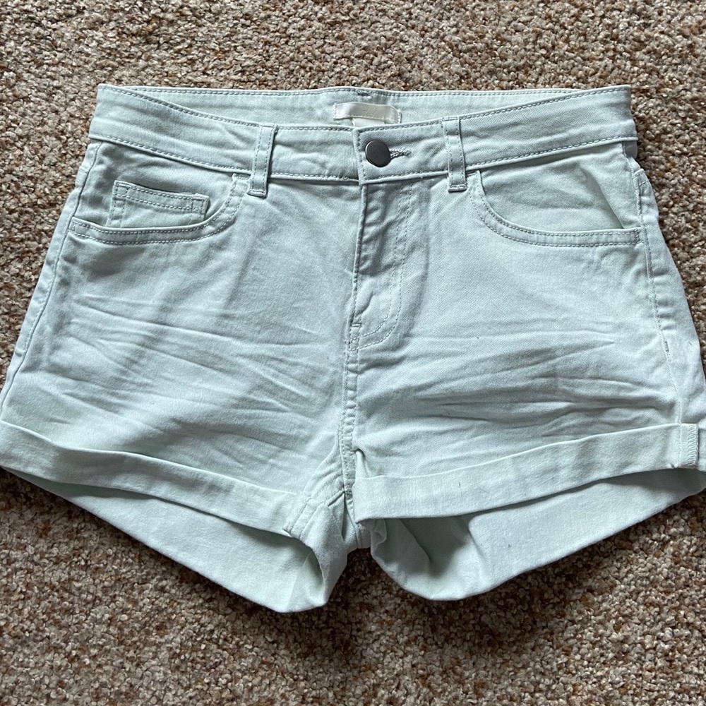 H&M Off-White Shorts!!